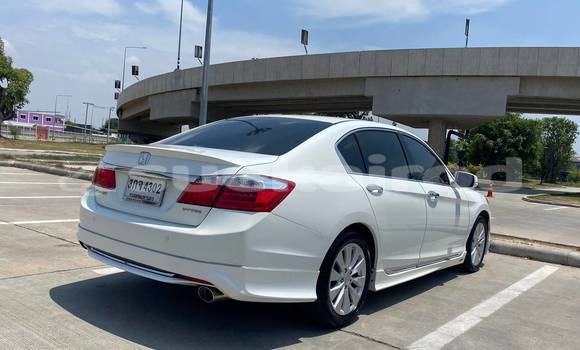 ซื้อ รถมือสอง Honda Accord ขาว รถยนต์ ใน %{เมือง} ใน กรุงเทพมหานคร ซื้อ รถมือสอง Honda Accord ขาว รถยนต์ ใน %{เมือง} ใน กรุงเทพมหานคร