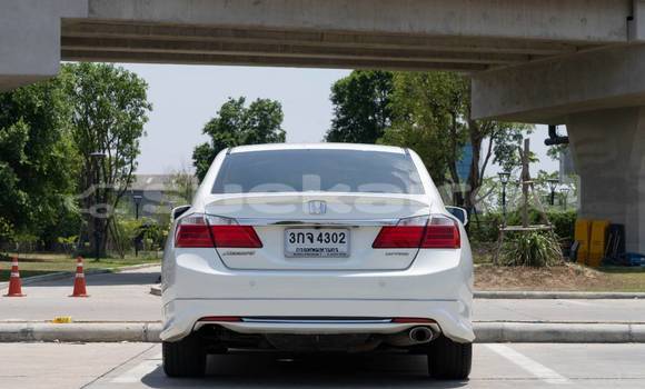 ซื้อ รถมือสอง Honda Accord ขาว รถยนต์ ใน %{เมือง} ใน กรุงเทพมหานคร ซื้อ รถมือสอง Honda Accord ขาว รถยนต์ ใน %{เมือง} ใน กรุงเทพมหานคร