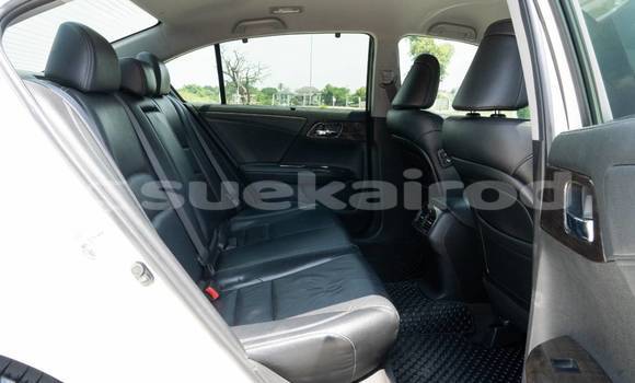 ซื้อ รถมือสอง Honda Accord ขาว รถยนต์ ใน %{เมือง} ใน กรุงเทพมหานคร ซื้อ รถมือสอง Honda Accord ขาว รถยนต์ ใน %{เมือง} ใน กรุงเทพมหานคร