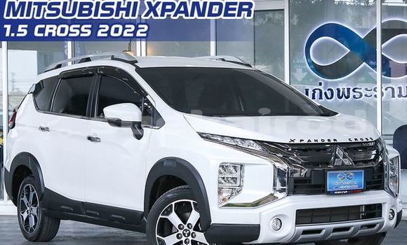 Buy Used Mitsubishi Xpander White Car in Bangkok in Bangkok