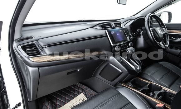 Buy Used Honda CR-V White Car in Bangkok in Bangkok Buy Used Honda CR-V White Car in Bangkok in Bangkok