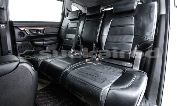 Buy Used Honda CR-V White Car in Bangkok in Bangkok Buy Used Honda CR-V White Car in Bangkok in Bangkok