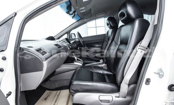 Buy Used Honda Civic White Car in Bangkok in Bangkok Buy Used Honda Civic White Car in Bangkok in Bangkok