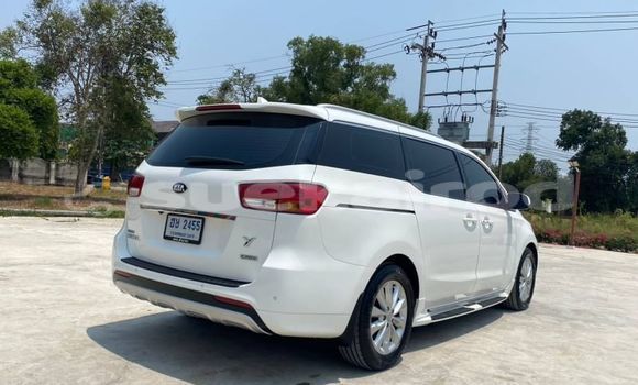 ซื้อ รถมือสอง Kia Carnival ขาว รถยนต์ ใน %{เมือง} ใน กรุงเทพมหานคร ซื้อ รถมือสอง Kia Carnival ขาว รถยนต์ ใน %{เมือง} ใน กรุงเทพมหานคร