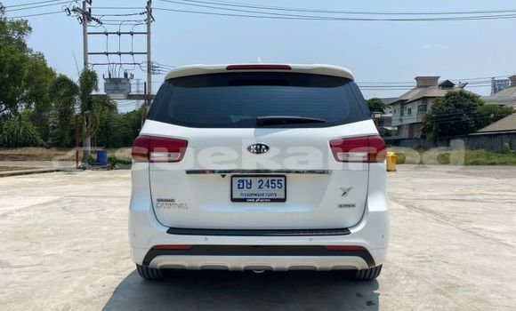 ซื้อ รถมือสอง Kia Carnival ขาว รถยนต์ ใน %{เมือง} ใน กรุงเทพมหานคร ซื้อ รถมือสอง Kia Carnival ขาว รถยนต์ ใน %{เมือง} ใน กรุงเทพมหานคร
