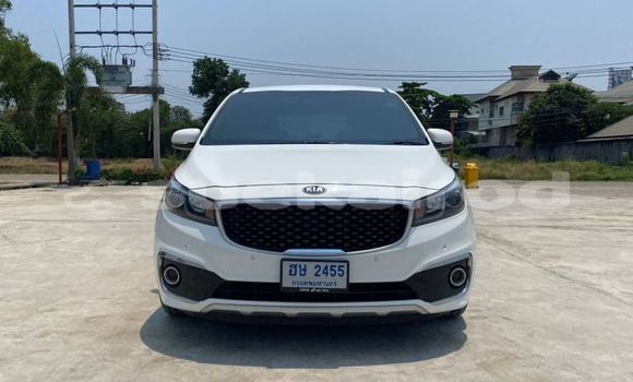 ซื้อ รถมือสอง Kia Carnival ขาว รถยนต์ ใน %{เมือง} ใน กรุงเทพมหานคร ซื้อ รถมือสอง Kia Carnival ขาว รถยนต์ ใน %{เมือง} ใน กรุงเทพมหานคร