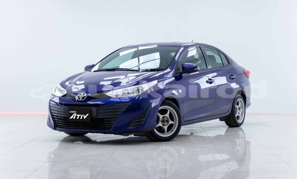 ซื้อ รถมือสอง Toyota Yaris Ativ สีน้ำเงิน รถยนต์ ใน %{เมือง} ใน กรุงเทพมหานคร