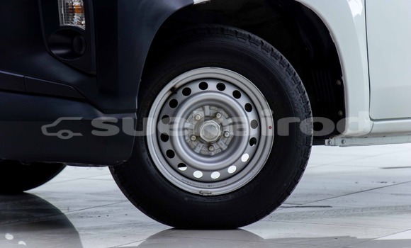 Buy Used Mitsubishi Triton White Car in Bangkok in Bangkok Buy Used Mitsubishi Triton White Car in Bangkok in Bangkok