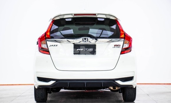 Buy Used Honda Jazz White Car in Bangkok in Bangkok Buy Used Honda Jazz White Car in Bangkok in Bangkok