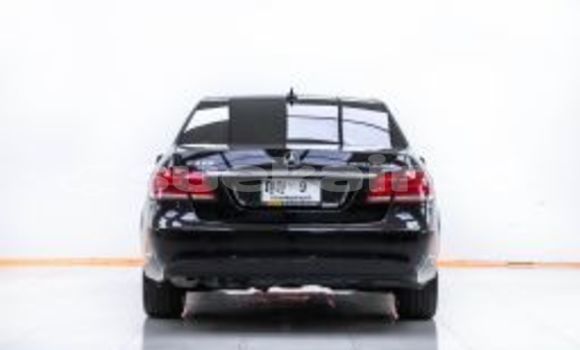 Buy Used Mercedes-Benz E-Classe Black Car in Bangkok in Bangkok Buy Used Mercedes-Benz E-Classe Black Car in Bangkok in Bangkok