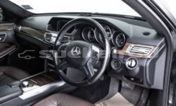 Buy Used Mercedes-Benz E-Classe Black Car in Bangkok in Bangkok Buy Used Mercedes-Benz E-Classe Black Car in Bangkok in Bangkok