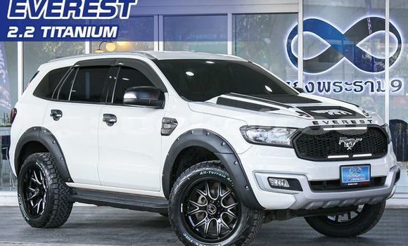 Buy Used Ford Everest White Car in Bangkok in Bangkok Buy Used Ford Everest White Car in Bangkok in Bangkok