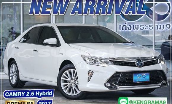 Buy Used Toyota Camry White Car in Bangkok in Bangkok