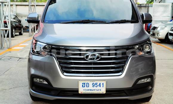 Buy Used Hyundai H1 Other Car in Bangkok in Bangkok Buy Used Hyundai H1 Other Car in Bangkok in Bangkok