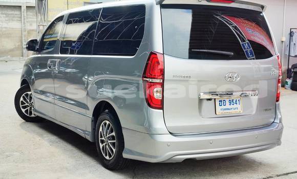 Buy Used Hyundai H1 Other Car in Bangkok in Bangkok Buy Used Hyundai H1 Other Car in Bangkok in Bangkok