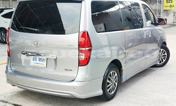 Buy Used Hyundai H1 Other Car in Bangkok in Bangkok Buy Used Hyundai H1 Other Car in Bangkok in Bangkok