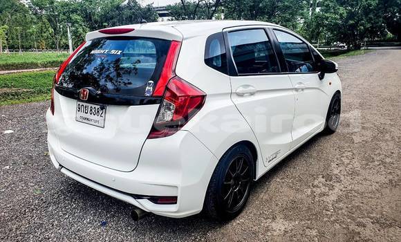 Buy Used Honda Jazz White Car in Bangkok in Bangkok Buy Used Honda Jazz White Car in Bangkok in Bangkok