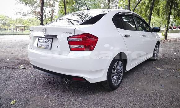 Buy Used Honda City White Car in Bangkok in Bangkok Buy Used Honda City White Car in Bangkok in Bangkok