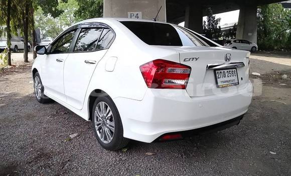 Buy Used Honda City White Car in Bangkok in Bangkok Buy Used Honda City White Car in Bangkok in Bangkok
