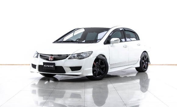 Buy Used Honda Civic White Car in Bangkok in Bangkok