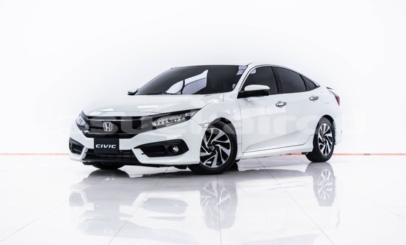 ซื้อ รถมือสอง Honda Civic ขาว รถยนต์ ใน %{เมือง} ใน กรุงเทพมหานคร