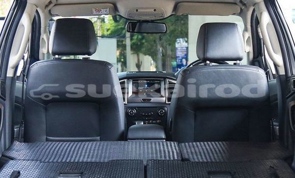 ซื้อ รถมือสอง Ford Everest เงิน รถยนต์ ใน %{เมือง} ใน กรุงเทพมหานคร ซื้อ รถมือสอง Ford Everest เงิน รถยนต์ ใน %{เมือง} ใน กรุงเทพมหานคร