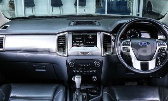 ซื้อ รถมือสอง Ford Everest เงิน รถยนต์ ใน %{เมือง} ใน กรุงเทพมหานคร ซื้อ รถมือสอง Ford Everest เงิน รถยนต์ ใน %{เมือง} ใน กรุงเทพมหานคร