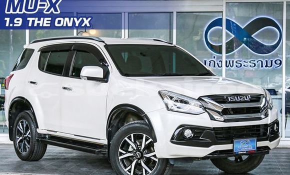 ซื้อ รถมือสอง Isuzu MU-X ขาว รถยนต์ ใน %{เมือง} ใน กรุงเทพมหานคร