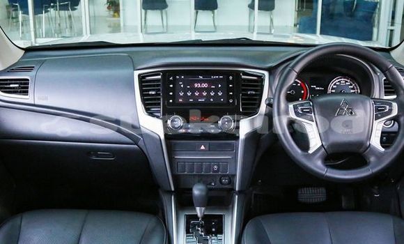 ซื้อ รถมือสอง Mitsubishi Triton ขาว รถยนต์ ใน %{เมือง} ใน กรุงเทพมหานคร ซื้อ รถมือสอง Mitsubishi Triton ขาว รถยนต์ ใน %{เมือง} ใน กรุงเทพมหานคร