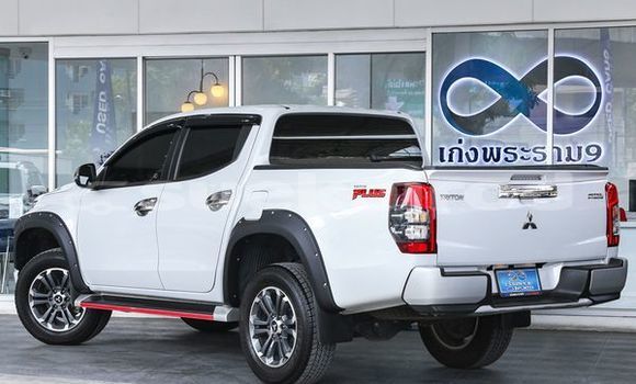 ซื้อ รถมือสอง Mitsubishi Triton ขาว รถยนต์ ใน %{เมือง} ใน กรุงเทพมหานคร ซื้อ รถมือสอง Mitsubishi Triton ขาว รถยนต์ ใน %{เมือง} ใน กรุงเทพมหานคร