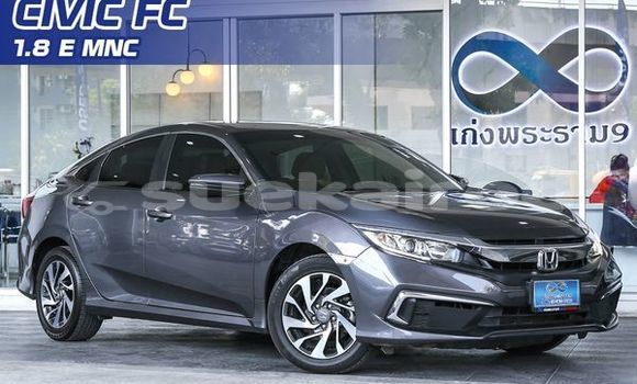 ซื้อ รถมือสอง Honda Civic อื่น ๆ รถยนต์ ใน %{เมือง} ใน กรุงเทพมหานคร