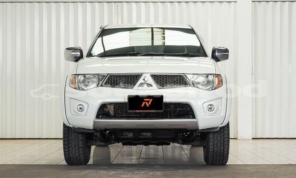 Buy Used Mitsubishi Triton White Car in Udon Thani in Udon Thani Buy Used Mitsubishi Triton White Car in Udon Thani in Udon Thani