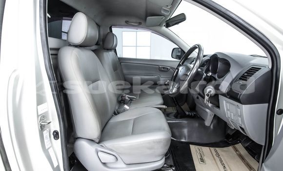 Buy Used Toyota Hiluxe VIGO Other Car in Bangkok in Bangkok Buy Used Toyota Hiluxe VIGO Other Car in Bangkok in Bangkok