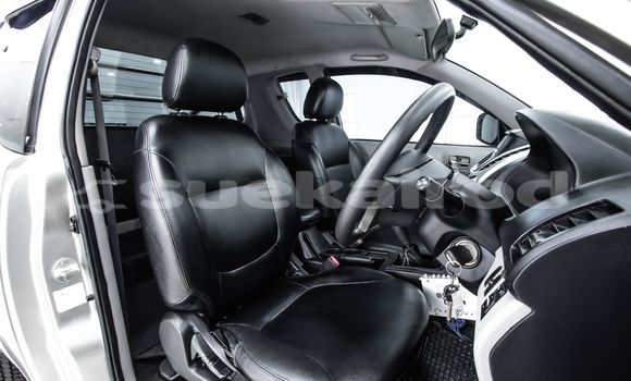 ซื้อ รถมือสอง Mitsubishi Triton สีน้ำตาล รถยนต์ ใน %{เมือง} ใน กรุงเทพมหานคร ซื้อ รถมือสอง Mitsubishi Triton สีน้ำตาล รถยนต์ ใน %{เมือง} ใน กรุงเทพมหานคร