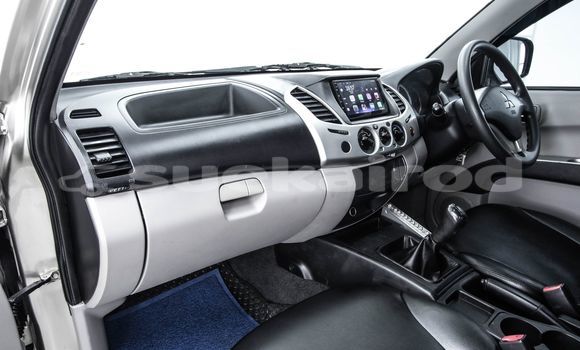 ซื้อ รถมือสอง Mitsubishi Triton สีน้ำตาล รถยนต์ ใน %{เมือง} ใน กรุงเทพมหานคร ซื้อ รถมือสอง Mitsubishi Triton สีน้ำตาล รถยนต์ ใน %{เมือง} ใน กรุงเทพมหานคร