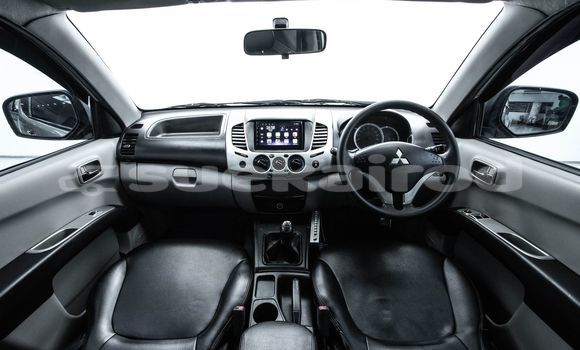 ซื้อ รถมือสอง Mitsubishi Triton สีน้ำตาล รถยนต์ ใน %{เมือง} ใน กรุงเทพมหานคร ซื้อ รถมือสอง Mitsubishi Triton สีน้ำตาล รถยนต์ ใน %{เมือง} ใน กรุงเทพมหานคร