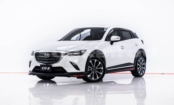 ซื้อ รถมือสอง Mazda CX-3 ขาว รถยนต์ ใน %{เมือง} ใน กรุงเทพมหานคร