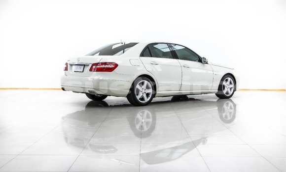 Buy Used Mercedes‒Benz E–Class White Car in Bangkok in Bangkok Buy Used Mercedes‒Benz E–Class White Car in Bangkok in Bangkok