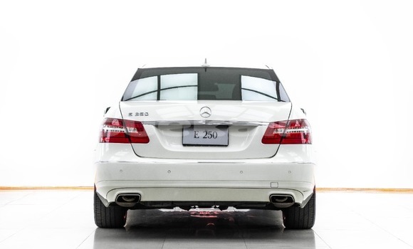 Buy Used Mercedes‒Benz E–Class White Car in Bangkok in Bangkok Buy Used Mercedes‒Benz E–Class White Car in Bangkok in Bangkok