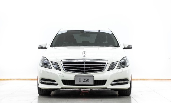 Buy Used Mercedes‒Benz E–Class White Car in Bangkok in Bangkok Buy Used Mercedes‒Benz E–Class White Car in Bangkok in Bangkok