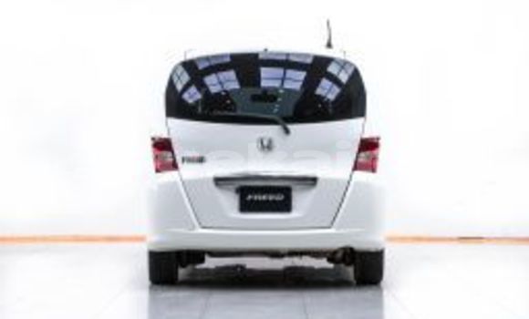 Buy Used Honda Freed White Car in Bangkok in Bangkok Buy Used Honda Freed White Car in Bangkok in Bangkok