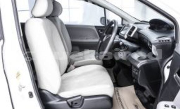 Buy Used Honda Freed White Car in Bangkok in Bangkok Buy Used Honda Freed White Car in Bangkok in Bangkok
