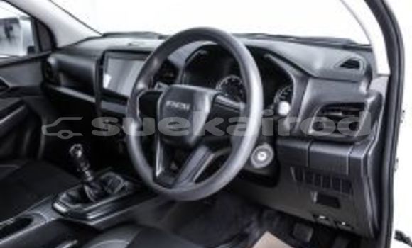Buy Used Isuzu D-Max White Car in Bangkok in Bangkok Buy Used Isuzu D-Max White Car in Bangkok in Bangkok