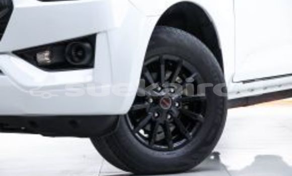 Buy Used Isuzu D-Max White Car in Bangkok in Bangkok Buy Used Isuzu D-Max White Car in Bangkok in Bangkok