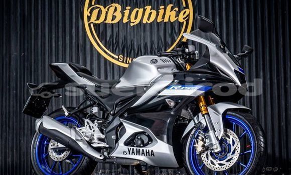 Buy Used Yamaha R1 Silver Bike in Bangkok in Bangkok