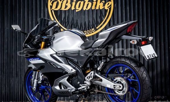 ซื้อ รถมือสอง Yamaha R1 เงิน จักรยานยนต์ ใน %{เมือง} ใน กรุงเทพมหานคร ซื้อ รถมือสอง Yamaha R1 เงิน จักรยานยนต์ ใน %{เมือง} ใน กรุงเทพมหานคร