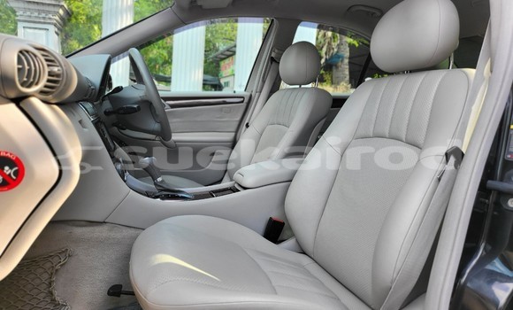 ซื้อ รถมือสอง Mercedes-Benz C-Classe สีดำ รถยนต์ ใน %{เมือง} ใน กรุงเทพมหานคร ซื้อ รถมือสอง Mercedes-Benz C-Classe สีดำ รถยนต์ ใน %{เมือง} ใน กรุงเทพมหานคร