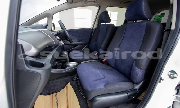 Buy Used Honda Jazz White Car in Bangkok in Bangkok Buy Used Honda Jazz White Car in Bangkok in Bangkok