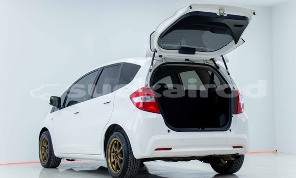 Buy Used Honda Jazz White Car in Bangkok in Bangkok Buy Used Honda Jazz White Car in Bangkok in Bangkok