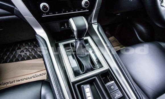 ซื้อ รถมือสอง Mitsubishi Pajero Sport อื่น ๆ รถยนต์ ใน %{เมือง} ใน กรุงเทพมหานคร ซื้อ รถมือสอง Mitsubishi Pajero Sport อื่น ๆ รถยนต์ ใน %{เมือง} ใน กรุงเทพมหานคร